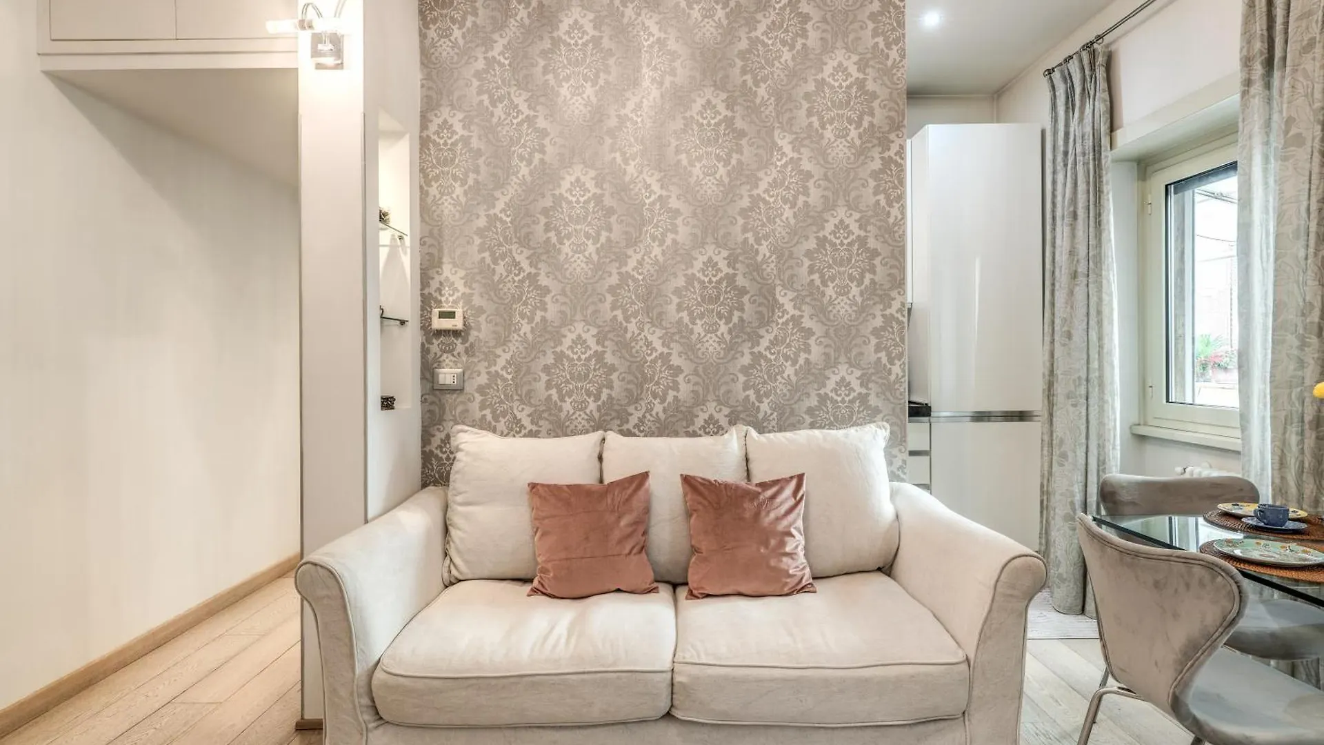 Santa Croce Apartment With Private Terrace Rome 0*,