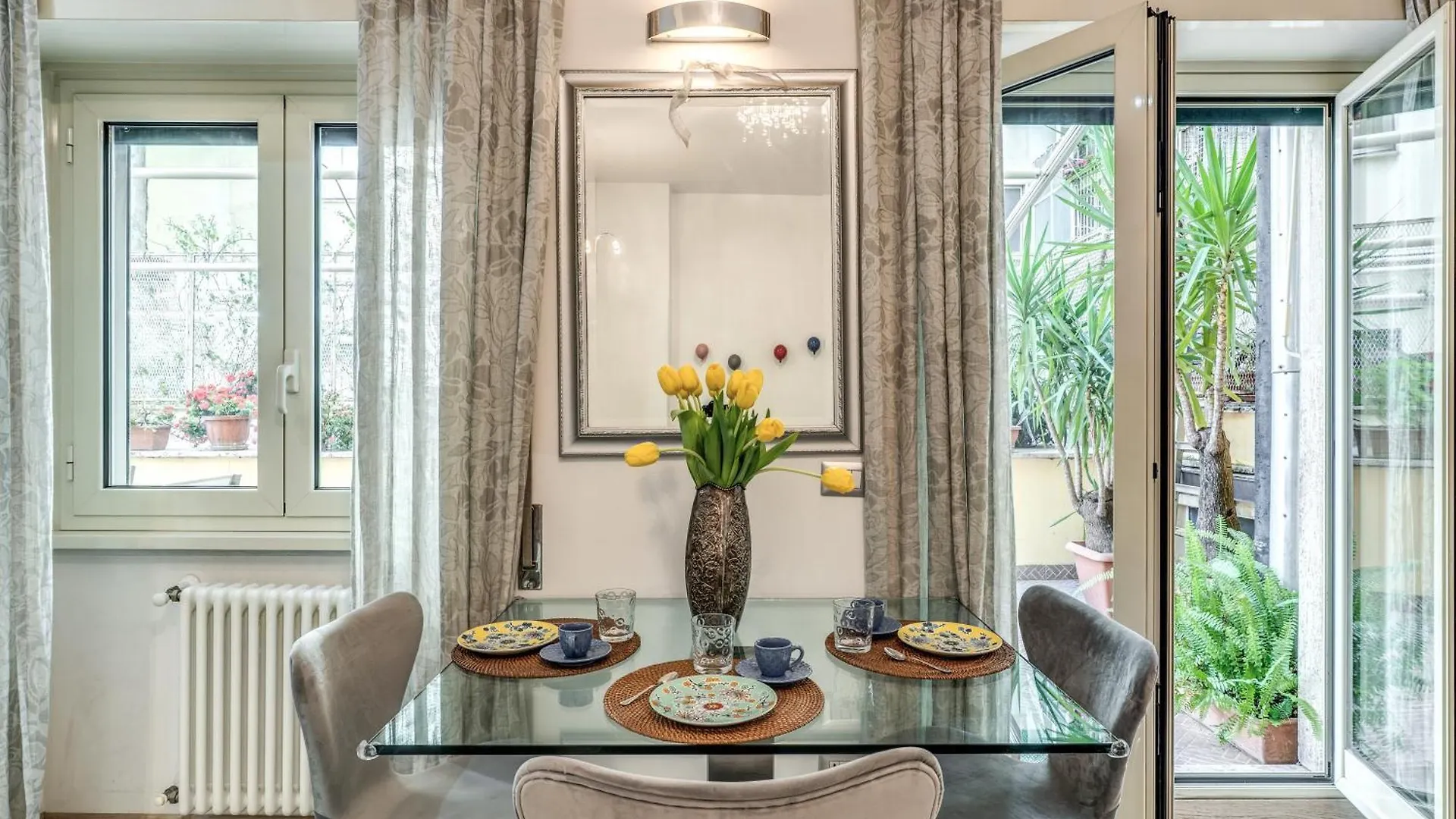Santa Croce Apartment With Private Terrace Rome
