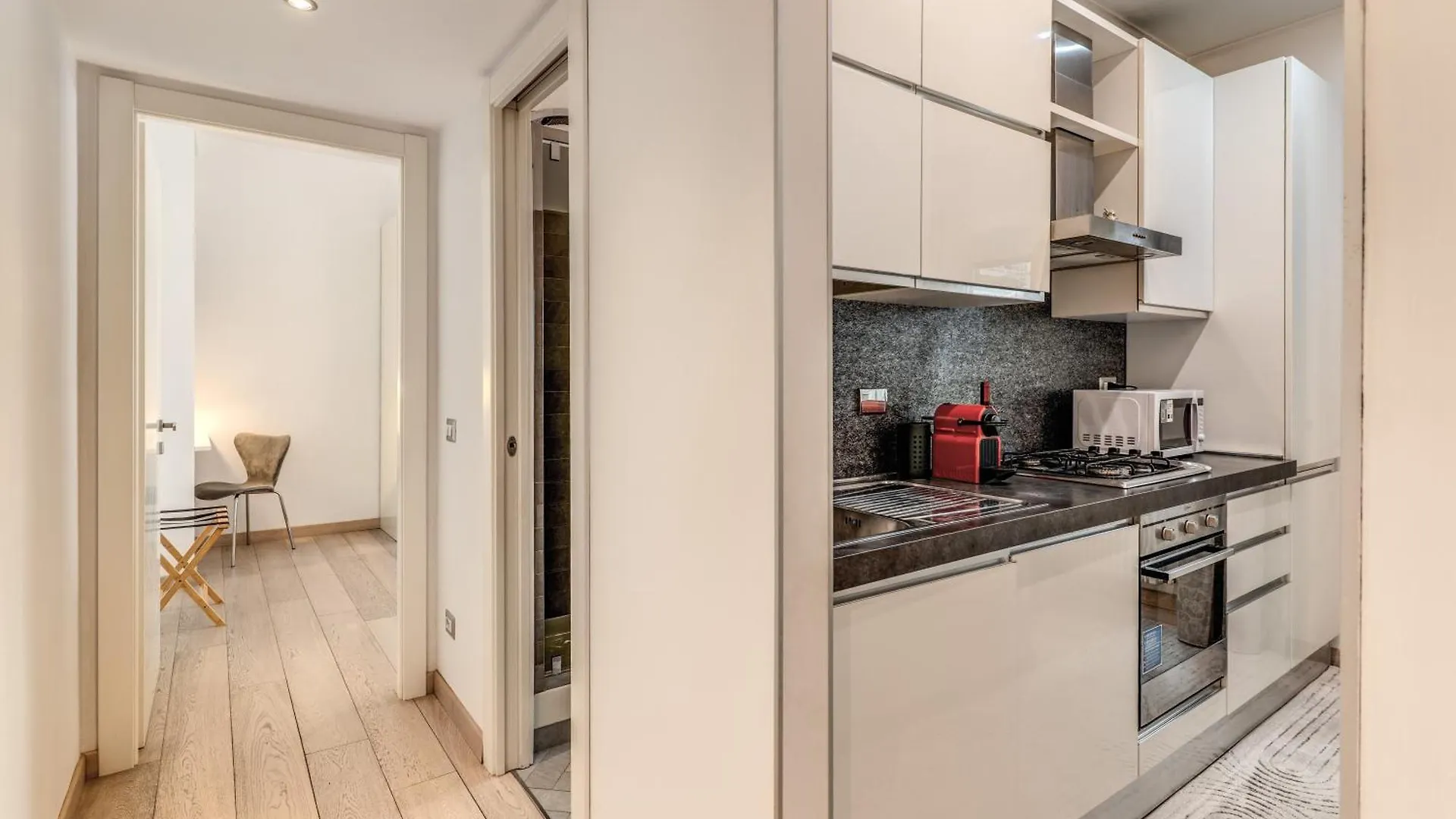 Santa Croce Apartment With Private Terrace Rome Italy