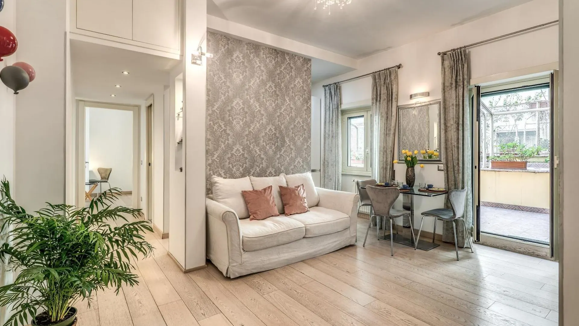 Santa Croce Apartment With Private Terrace Rome