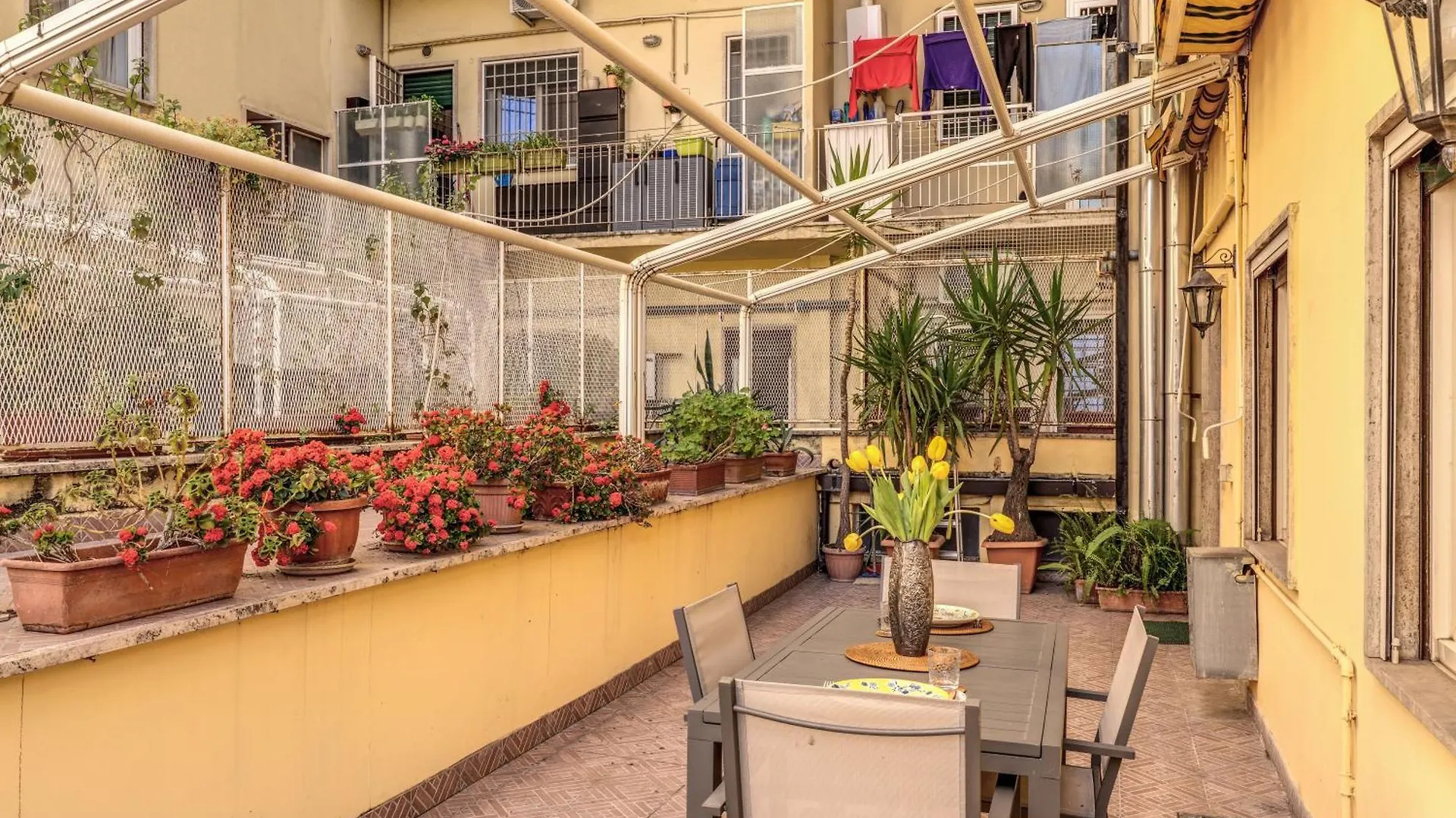 Santa Croce Apartment With Private Terrace Rome