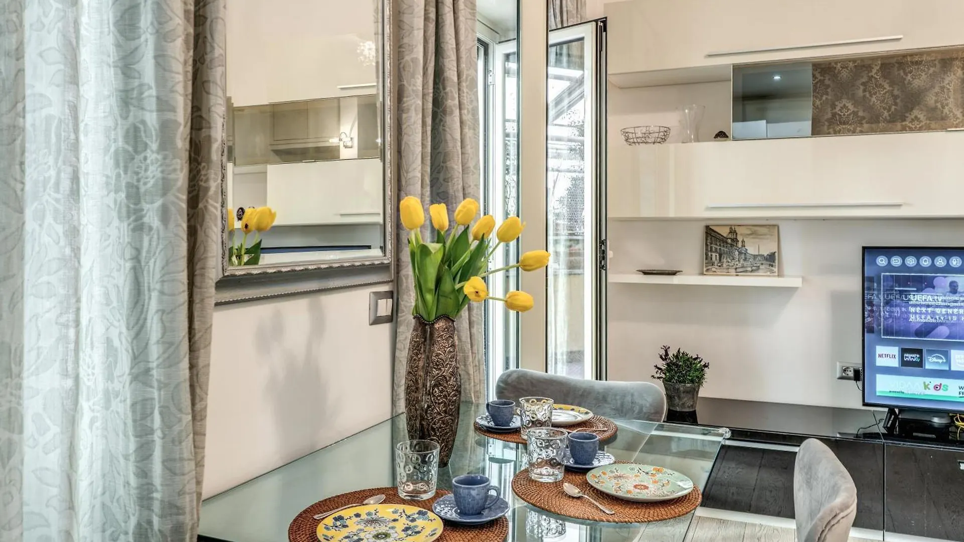 Santa Croce Apartment With Private Terrace Rome