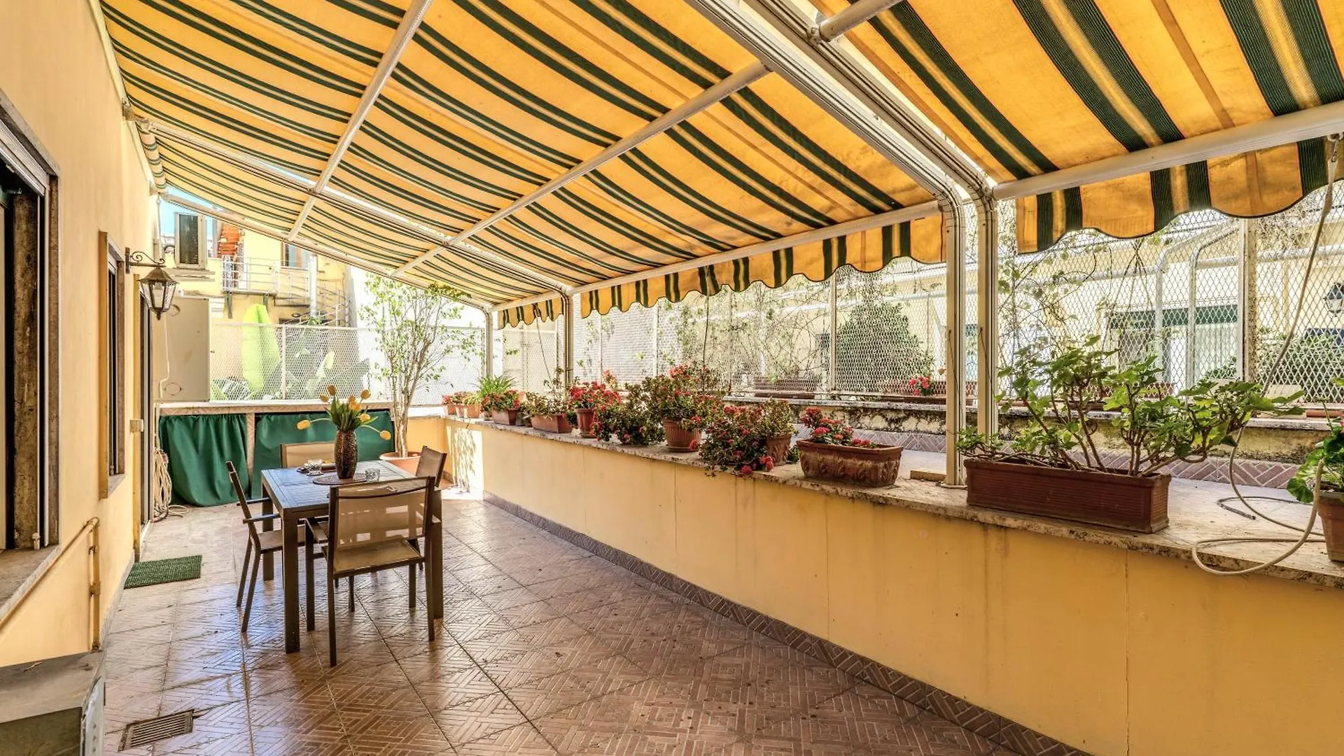 Santa Croce Apartment With Private Terrace Rome