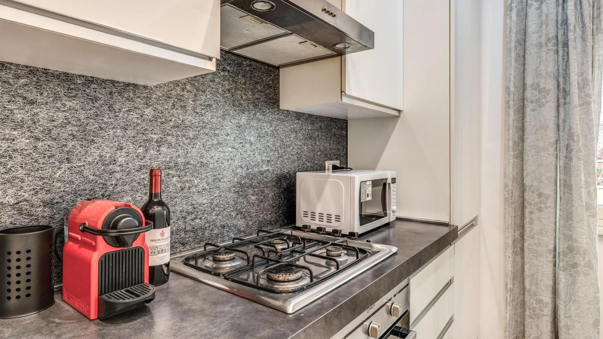 Santa Croce Apartment With Private Terrace Rome Italy